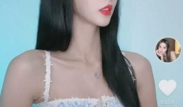 网红吃瓜纹身女孩视频在线观看,揭秘网络红人的真实生活